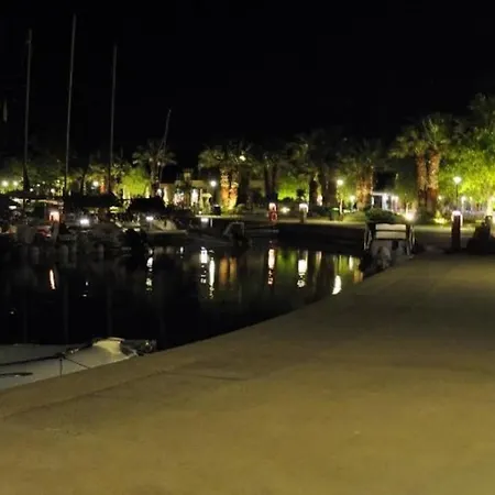 Вилла Sani Of Traditional Architecture Сани-Бич